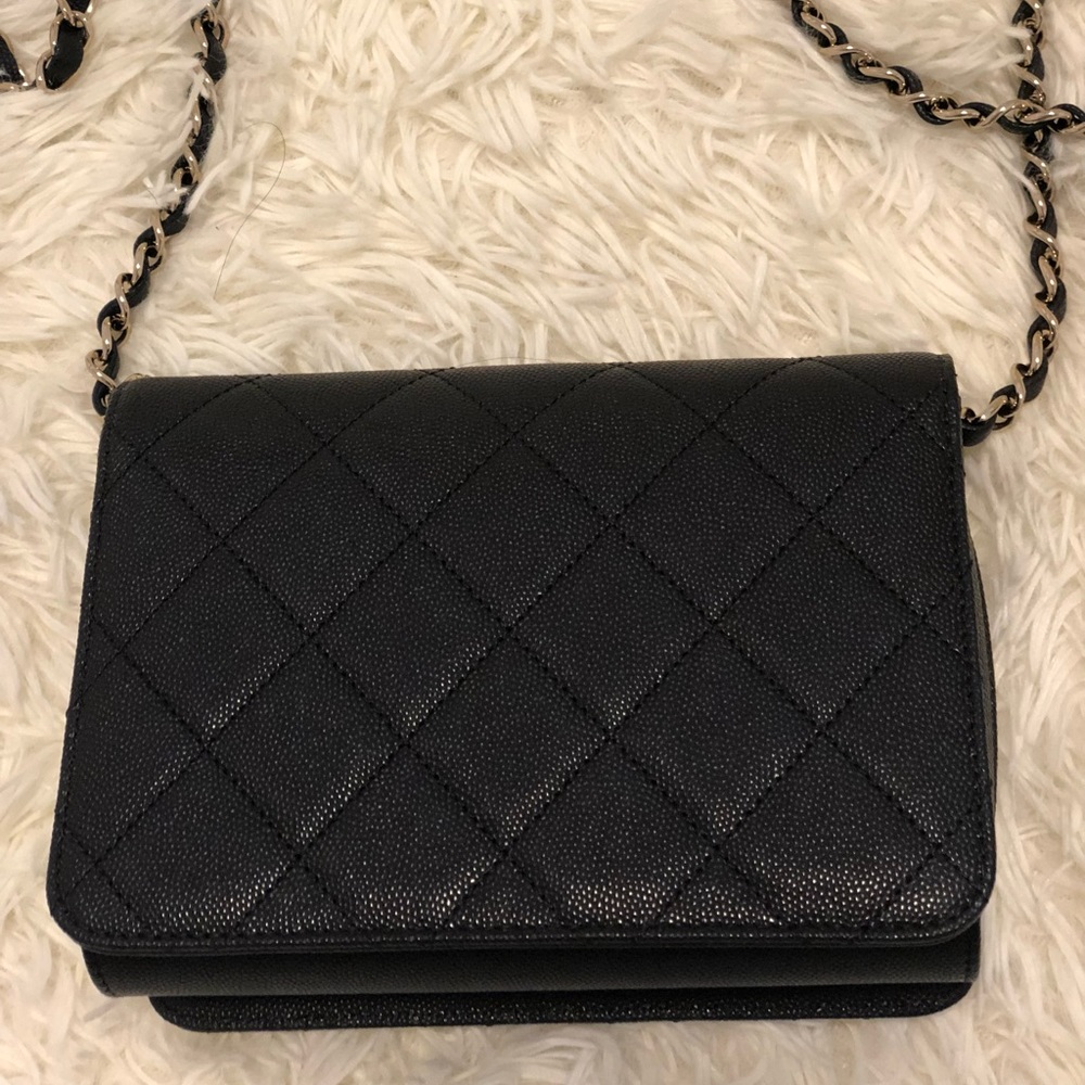 Sold ** Chanel Handbag (Only box for sell) - Picture 4 of 7